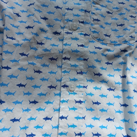 New With tags button up! 🐟 - Picture 3 of 3